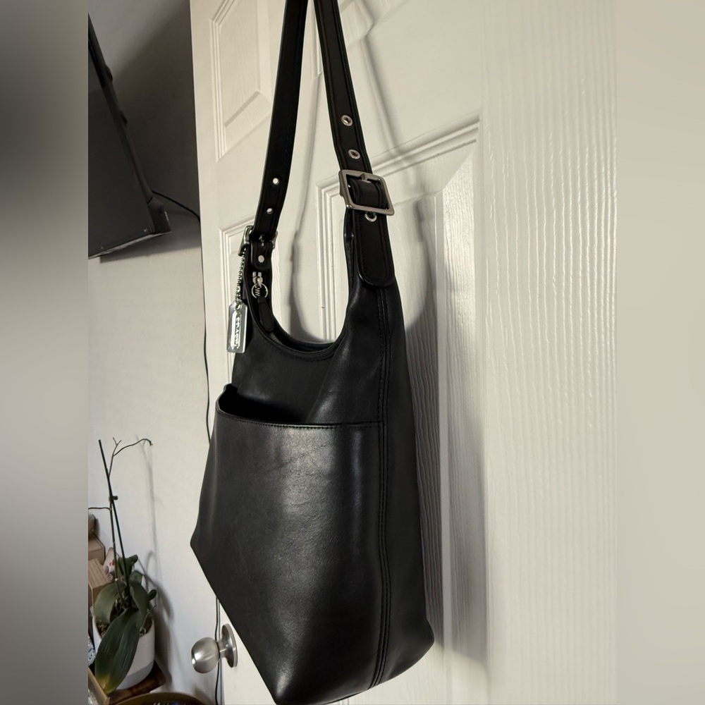Coach Vintage 9058 Legacy Hobo Black Leather Nickel Silver Tone Hardware - Picture 16 of 16